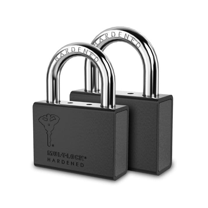 מנעולי תלייה Mul-T-Lock מסדרה C בשתי תצורות
