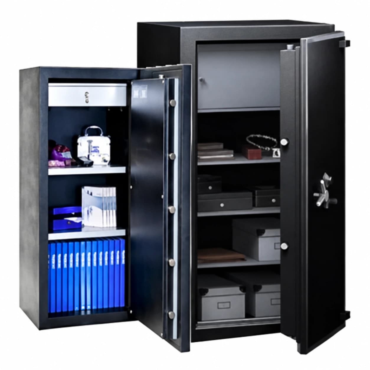 תמונת סדרה מעובדת של שתי כספות Chubbsafes Trident פתוחות בגדלים שונים